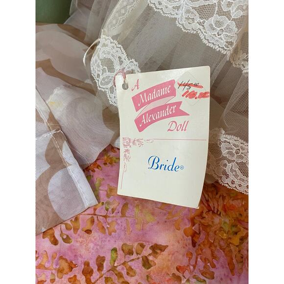 Vintage Madame Alexander Doll Bride Strawberry Blonde 14" Box & Tag #1565 1973 - Picture 5 of 6
